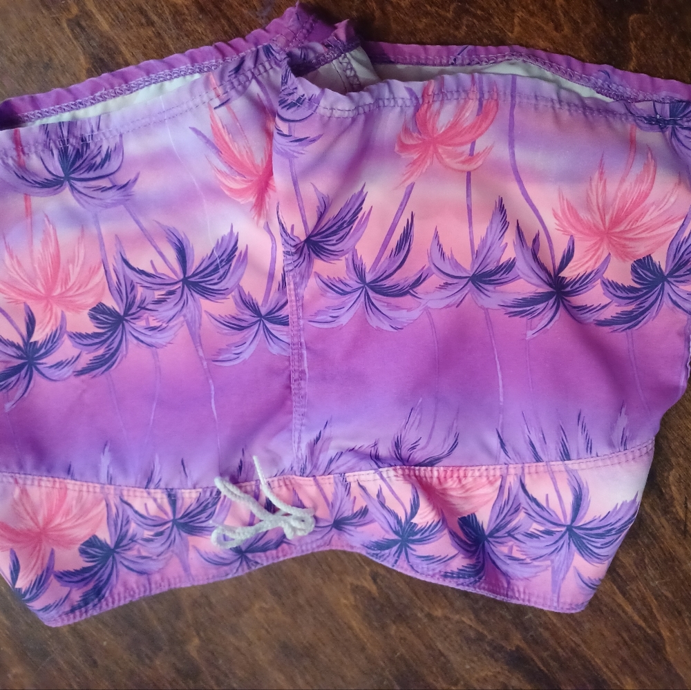 Generic(No Brand Name) Colorful Purple Shorts Girl's Size: 10
